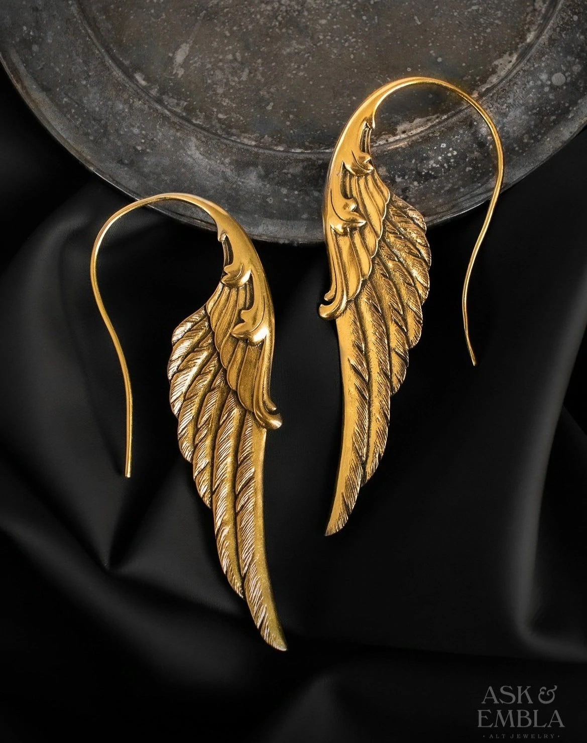 Exaggerated Angel Wings Pendant Earrings – Hidden Picks Online